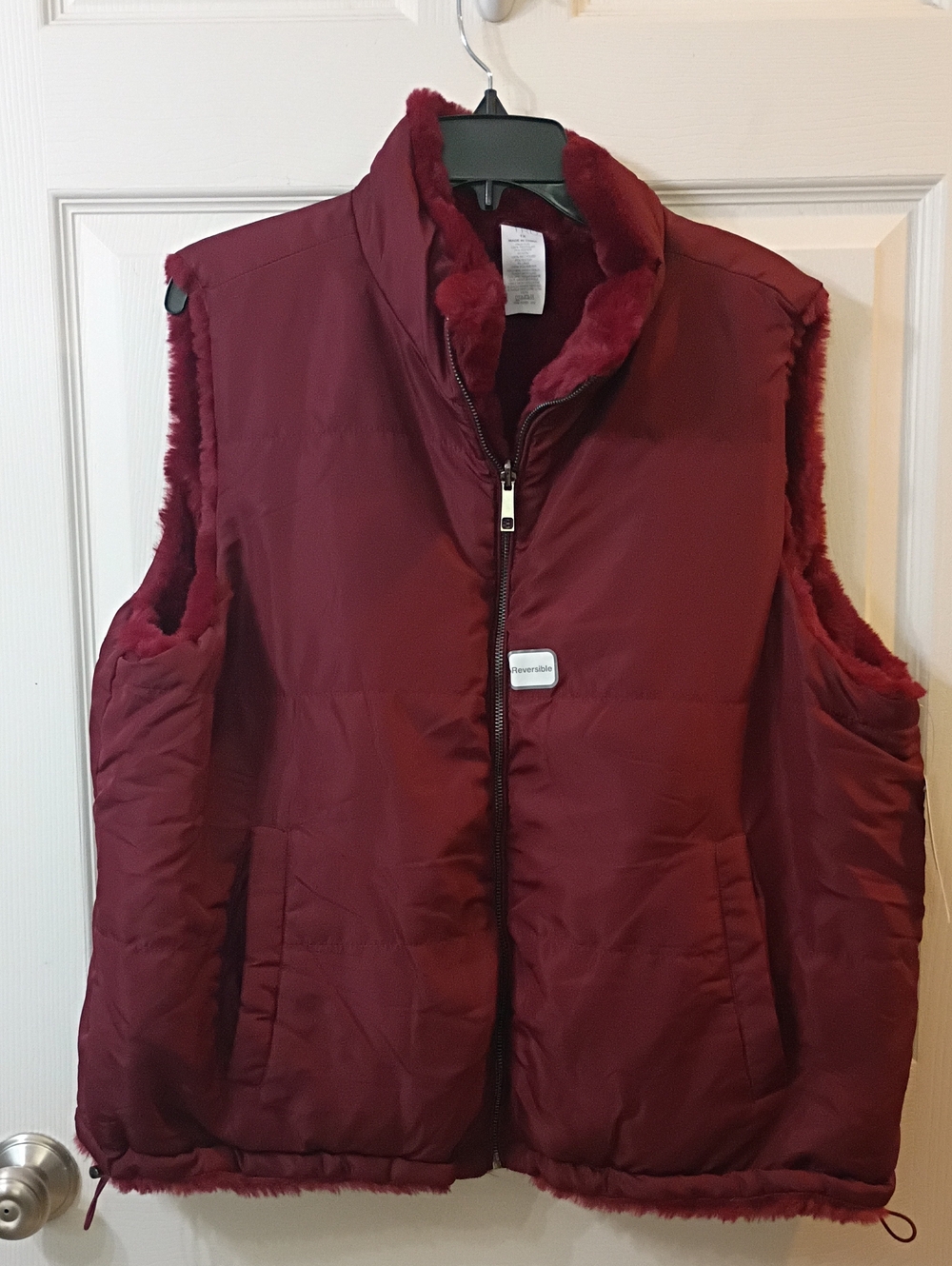Time and Tru Reversible Wine Red Puffer Vest with Faux Fur Trim